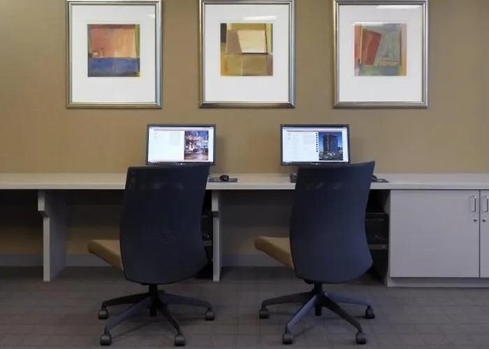 Corporate Suites Network - 233 E. Wacker * Chicago